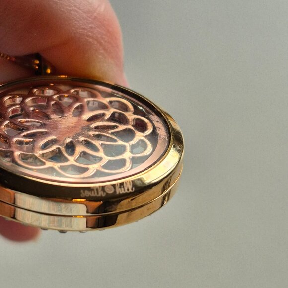 South Hill Designs Gold Tone Floating Locket Necklace - Picture 6 of 6